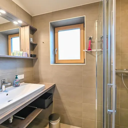 Apartmenthaus Pastner Am Teich Lägenhet Übelbach