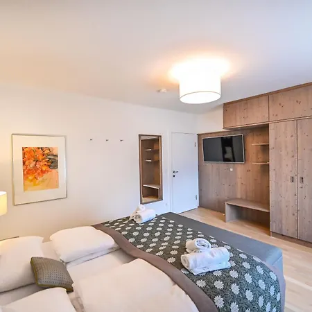 Lägenhet Apartmenthaus Pastner Am Teich *