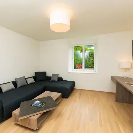 Apartmenthaus Pastner Am Teich アパート Übelbach