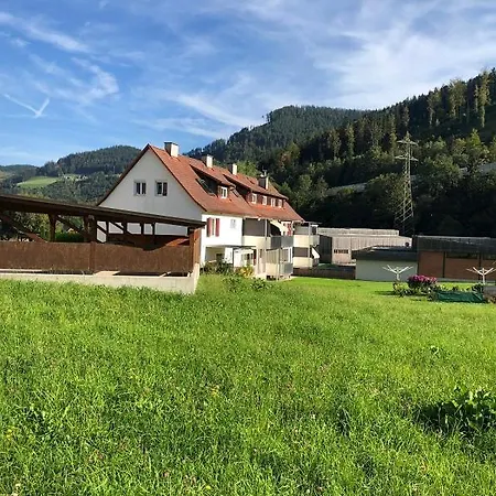 Apartmenthaus Pastner Am Teich Lägenhet Übelbach