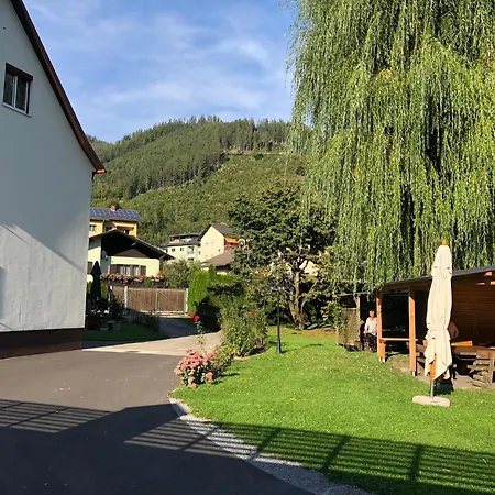 Apartmenthaus Pastner Am Teich 아파트