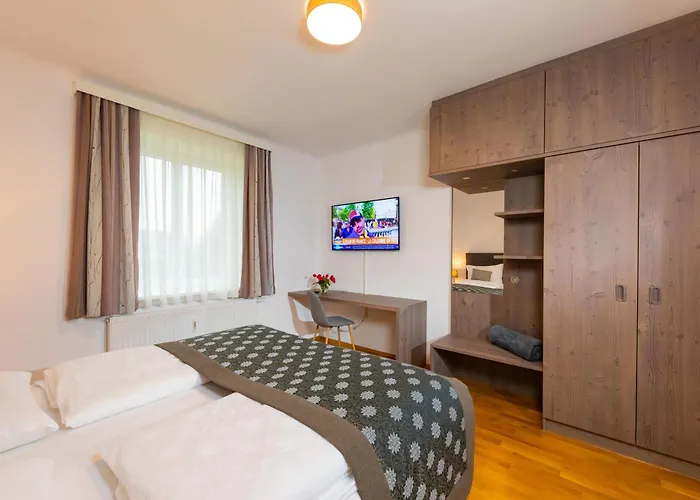 Apartmenthaus Pastner Am Teich Lejlighed Übelbach